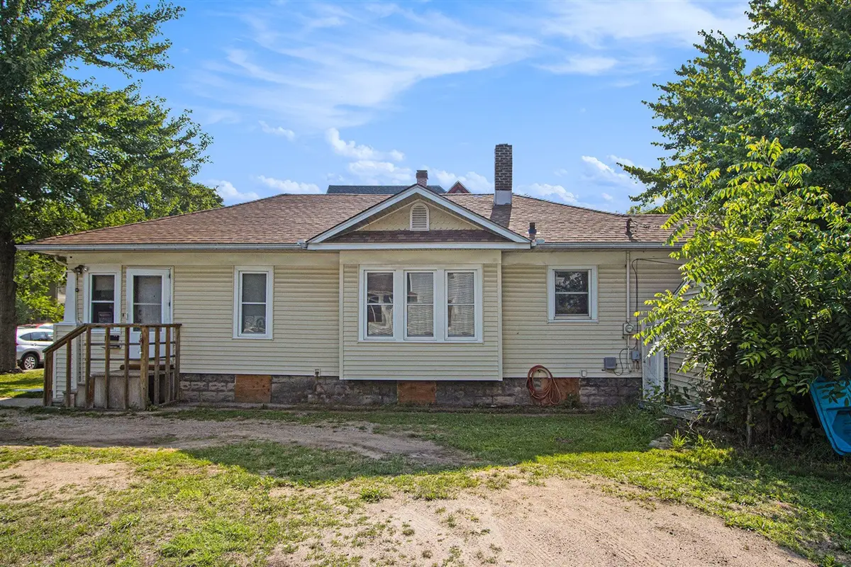 1028 Clinton, Kalamazoo, MI 49001 - #1