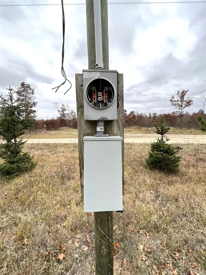 2442 E 38th Street, Idlewild, MI 49642 - Image #3