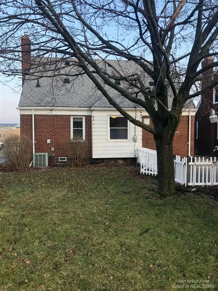 1246 15th, Wyandotte, MI 48192 - Image #3