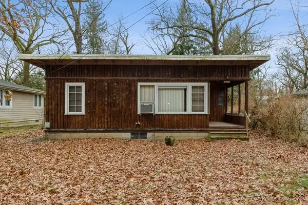 76 Pokagon, New Buffalo, MI 49117