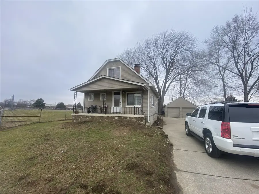 11425 Plumbrook, Sterling Heights, MI 48312 - Image #2