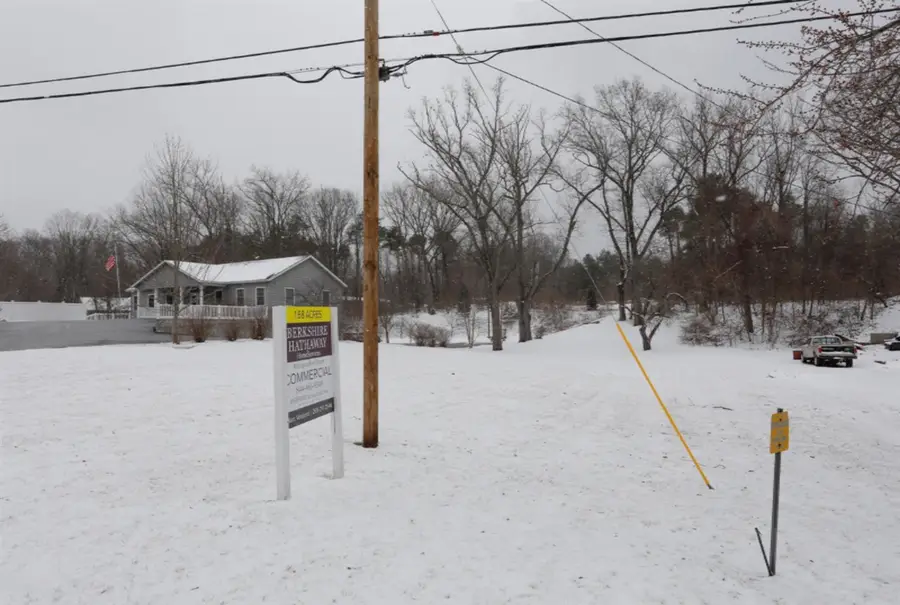 8095 Stadium, Kalamazoo, MI 49009 - #2