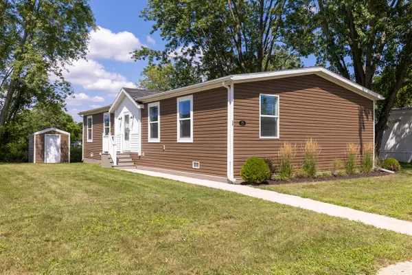 714 Mill #70, Leslie, MI 49251