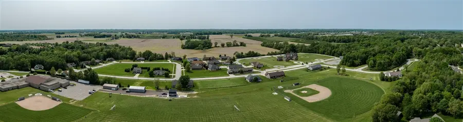 527 & 529 Augsburg, Saint Joseph, MI 49085 - #2