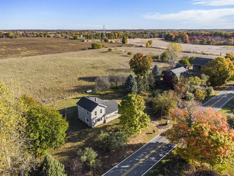 21879 N V, Olivet, MI 49076 - #3