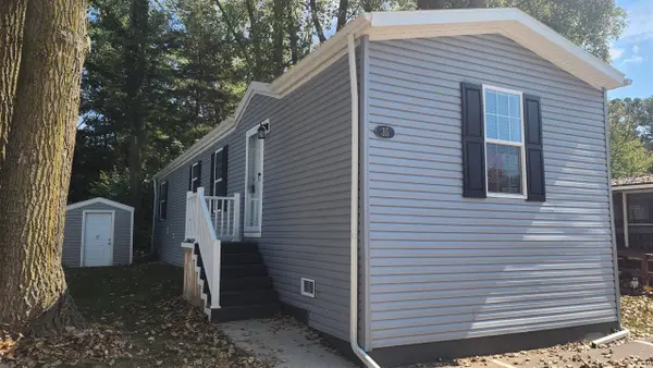 875 W Grand River #35, Williamston, MI 48895
