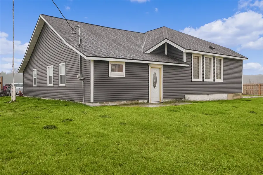 7564 13 Mile, Rockford, MI 49341 - #2