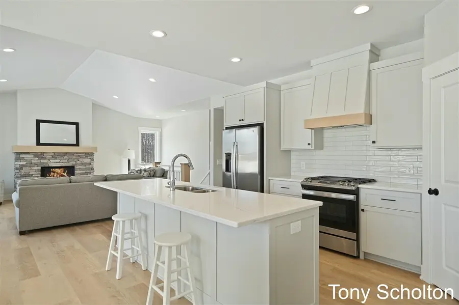 5184 Blendon Meadow #47, Hudsonville, MI 49426 - #2