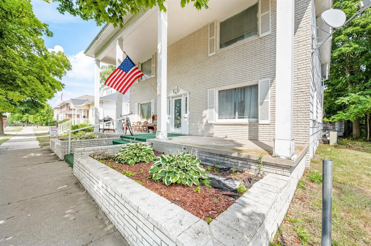 117 S Warren, Big Rapids, MI 49307 - #1