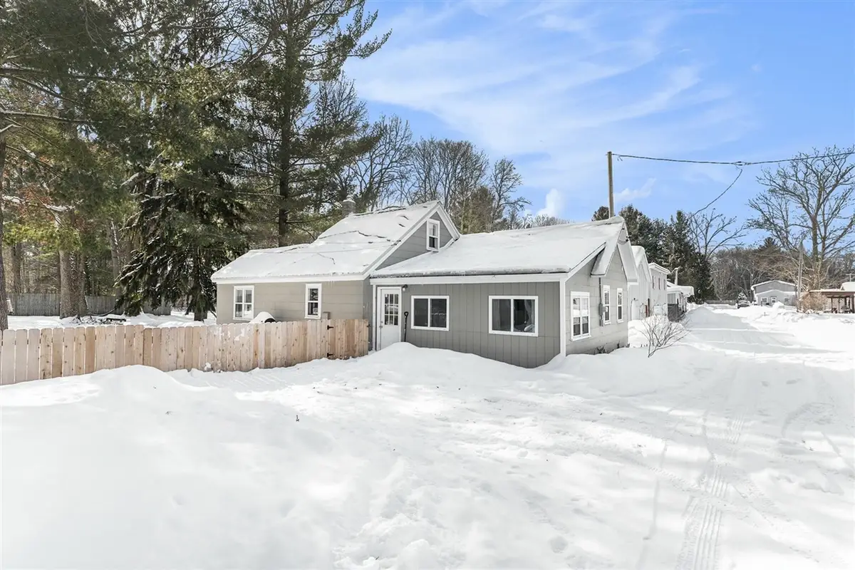 17111 Gene, Wellston, MI 49689 - Image #1