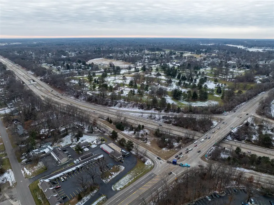 245 E Columbia, Battle Creek, MI 49015 - Image #3