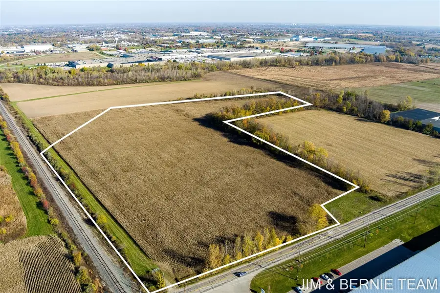 355 E 64th, Holland, MI 49423 - Image #2