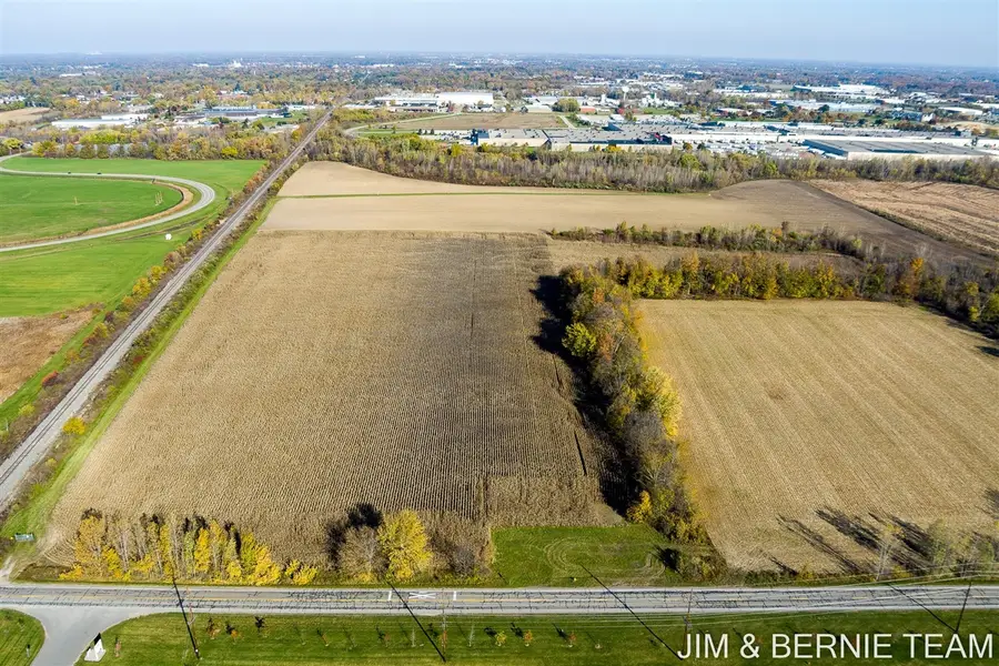 355 E 64th, Holland, MI 49423 - Image #3