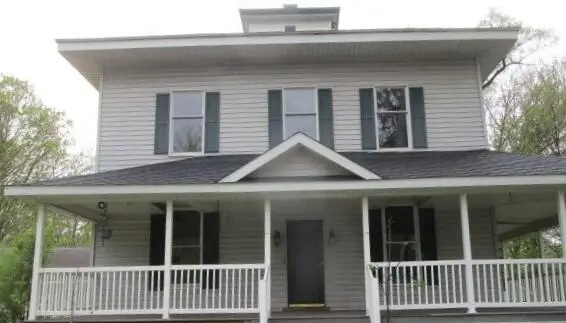 408 W Burr Oak, Centreville, MI 49032