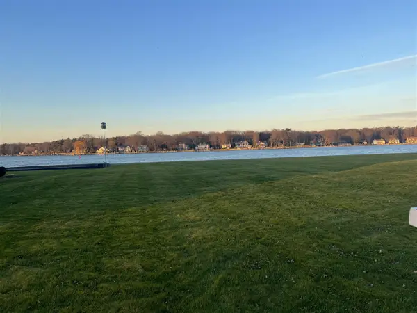 1331 Bayview, Holland, MI 49423