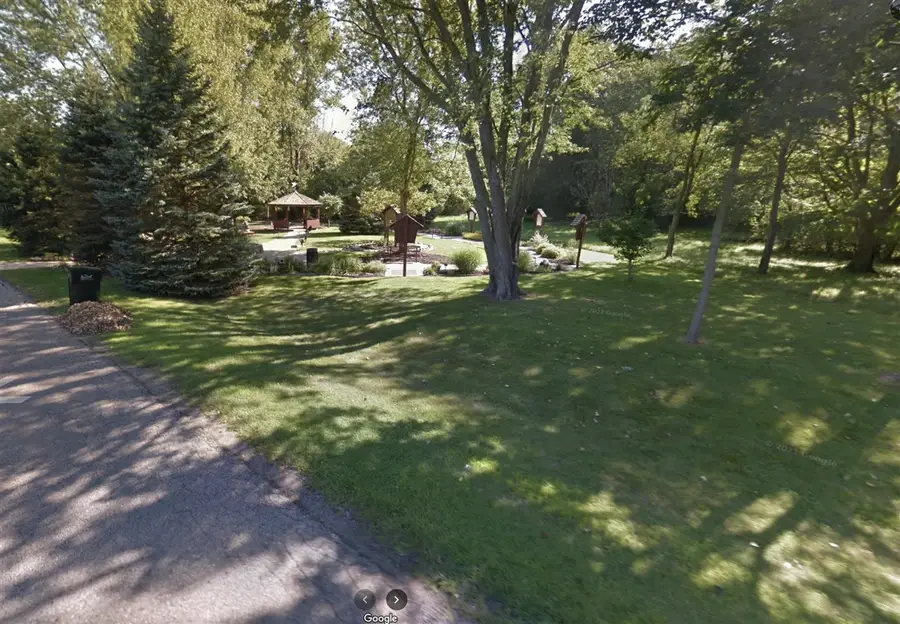 134 St Peters, Douglas, MI 49406 - Image #2