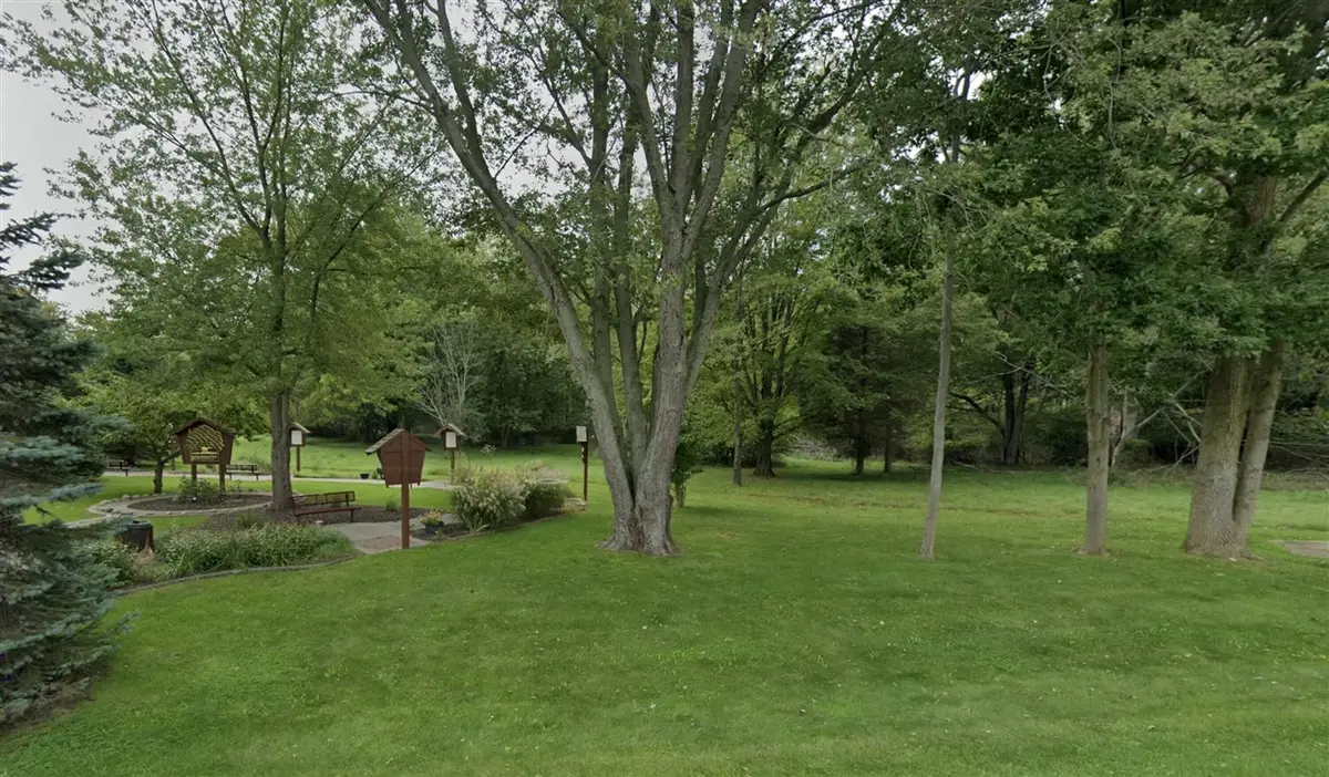 311 Beachwood, Douglas, MI 49406 - Image #1