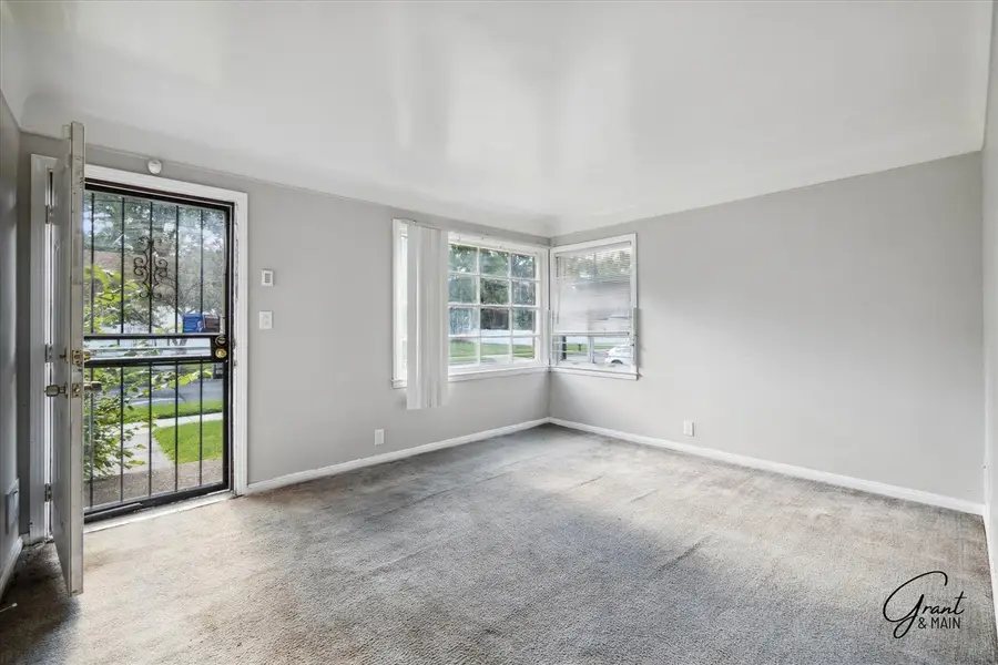 19401 Grandview, Detroit, MI 48219 - #3