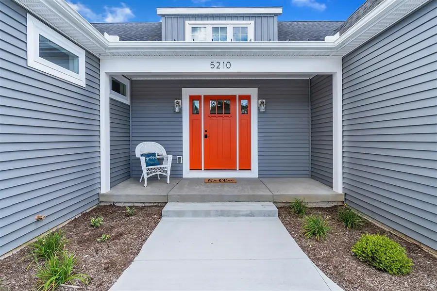 5210 Grande View, Jackson, MI 49201 - #3