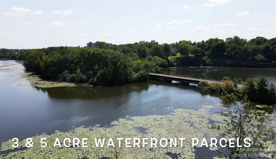 6111 Indian Hills, Ypsilanti, MI 48198 - Image #2