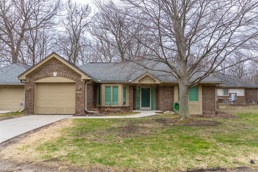 21329 Mulberry, Farmington Hills, MI 48336 - Image #2