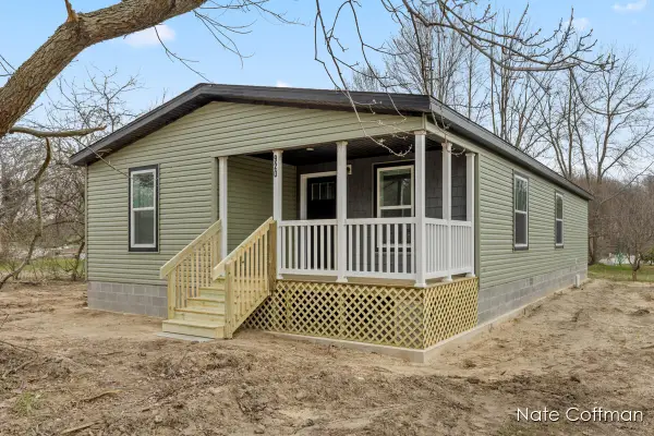 920 S Ravenna, Ravenna, MI 49451