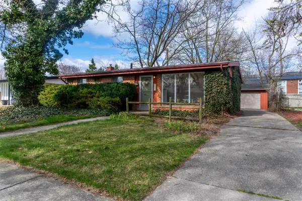 8537 Mercedes, Dearborn Heights, MI 48127