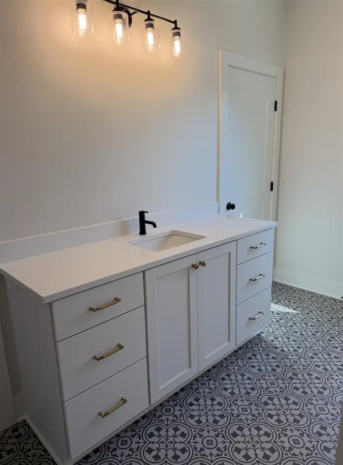 1537 Browning, Walker, MI 49534 - Image #3