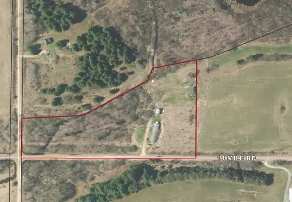 18426 14 Mile, LeRoy, MI 49655