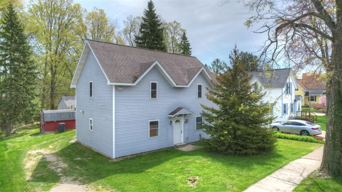 325 Pearl, South Haven, MI 49090 - Image #1