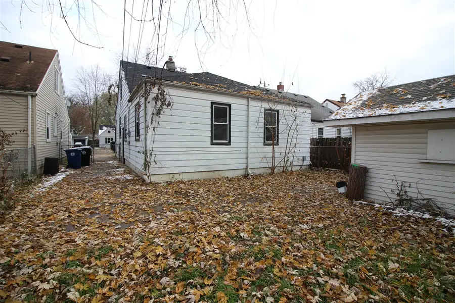 15881 Lennane, Redford, MI 48239 - #3