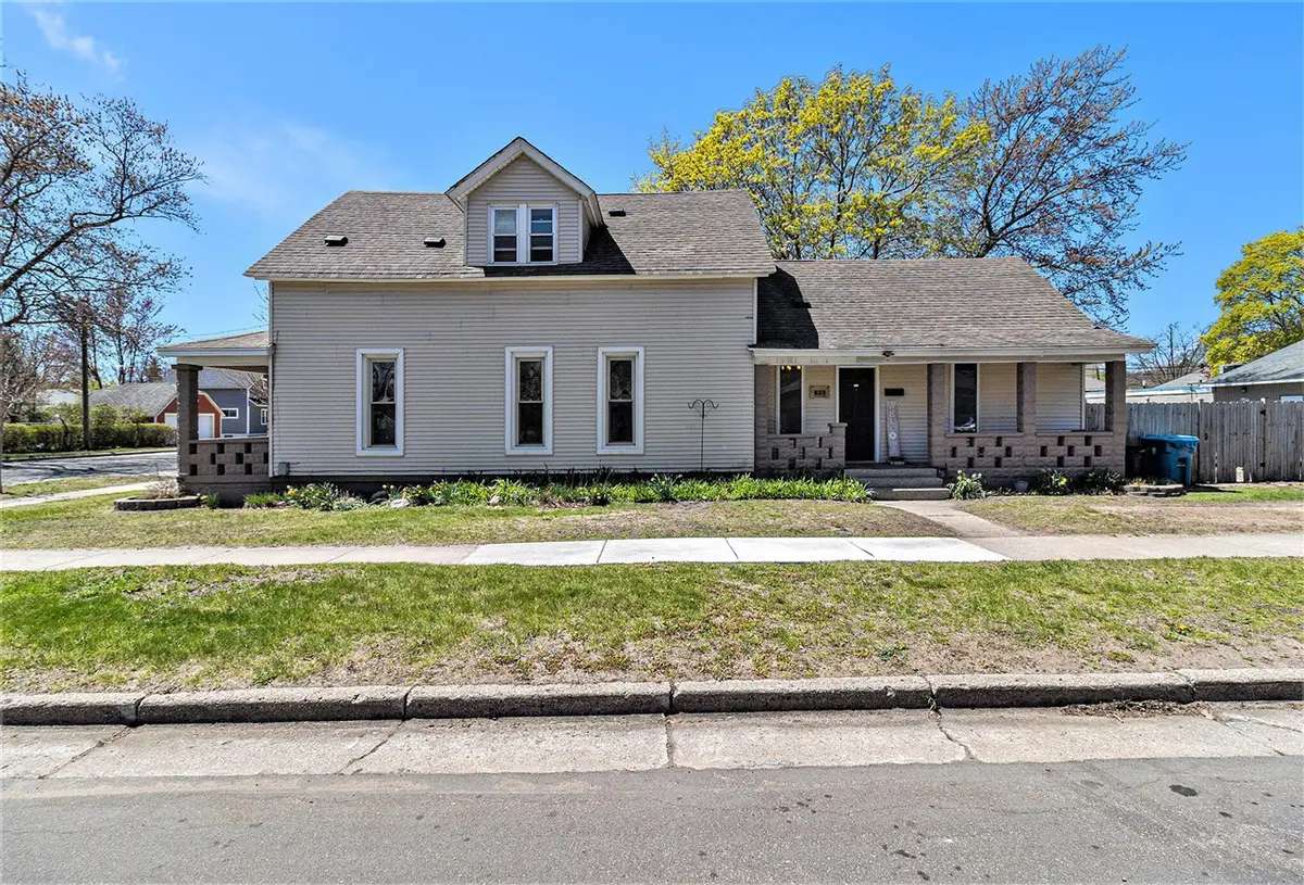 601 N Rath, Ludington, MI 49431 - Image #1