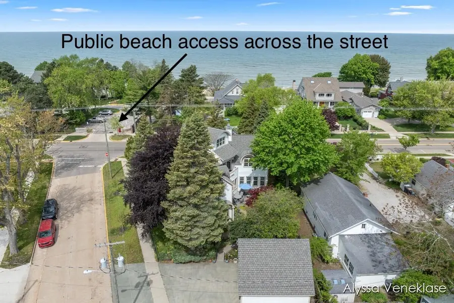404 N Shore, South Haven, MI 49090 - #2