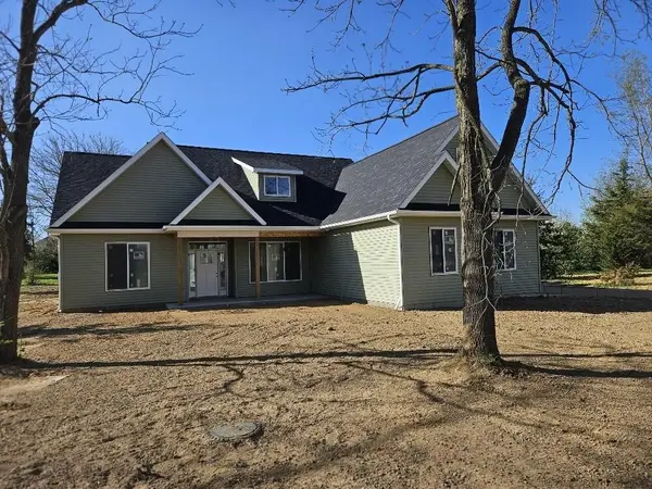 8812 Walsh, Onsted, MI 49265