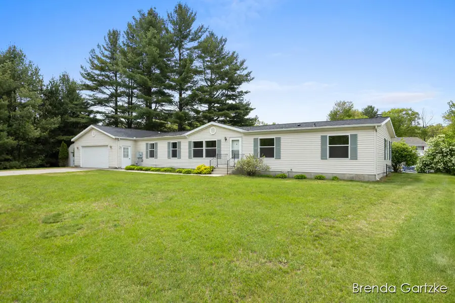 17055 Blackfoot, Howard City, MI 49329 - Image #2