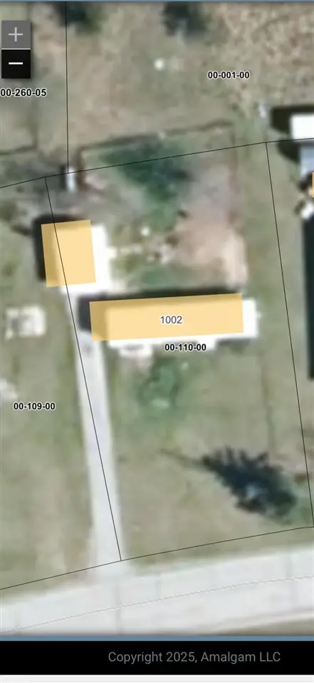1002 Vallado, Weidman, MI 48893