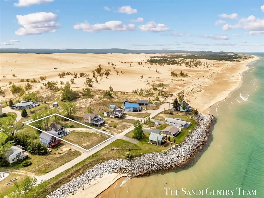 2806 N Lakeshore, Mears, MI 49436 - Image #2