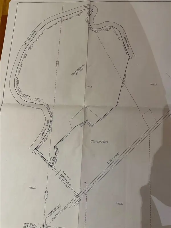 Dunks, Sherwood, MI 49089