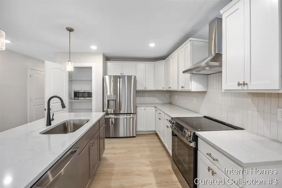 210 Elkenburg #1, South Haven, MI 49090 - #2