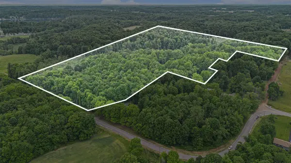 0 E Clear Lake, Buchanan, MI 49107