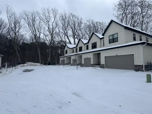 1968 S Shorewood Lane #14, Holland, MI 49423