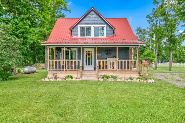 1052 Carpenter, Bronson, MI 49028