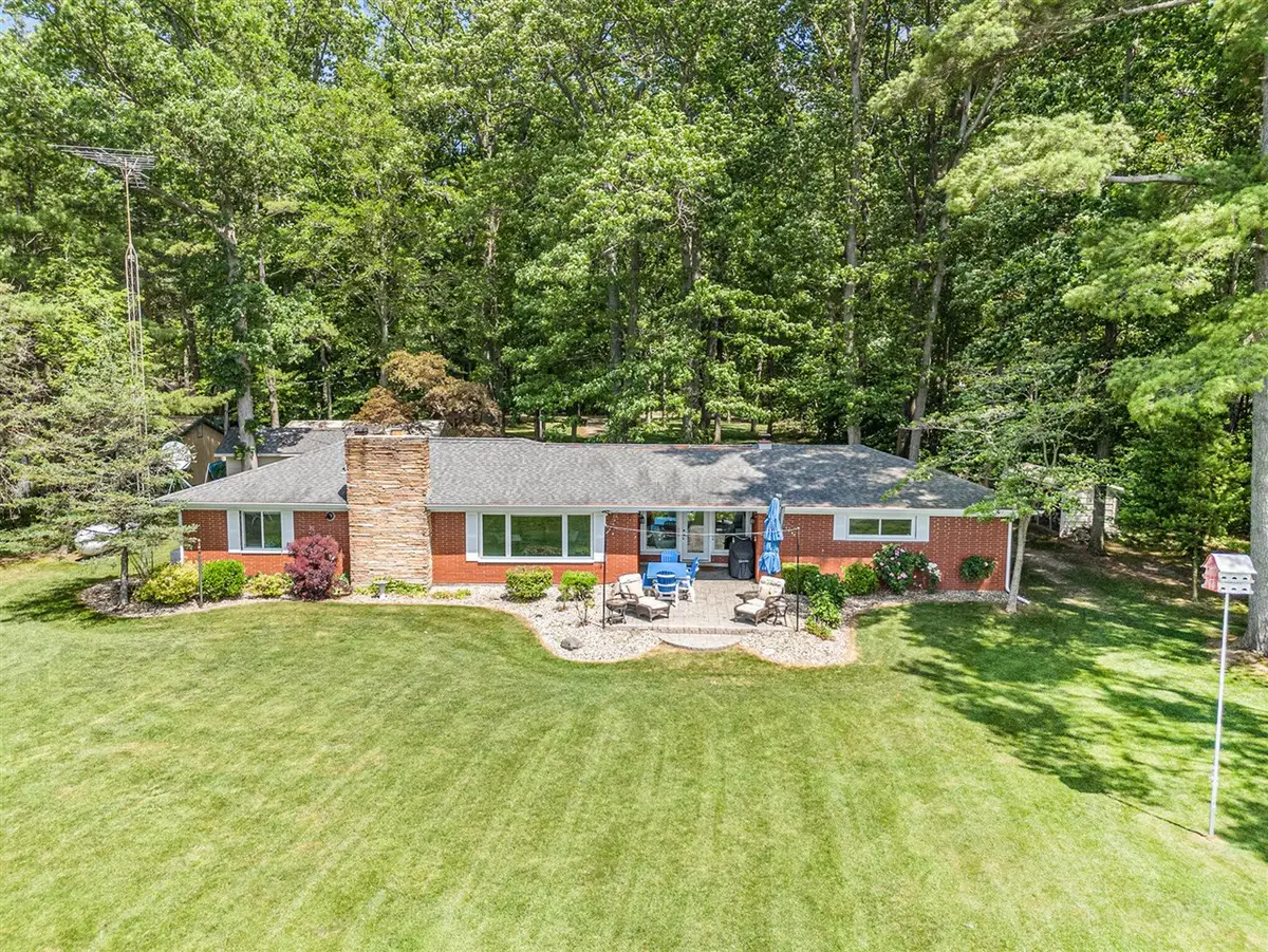 50180 County Road 384, Grand Junction, MI 49056 - Image #1