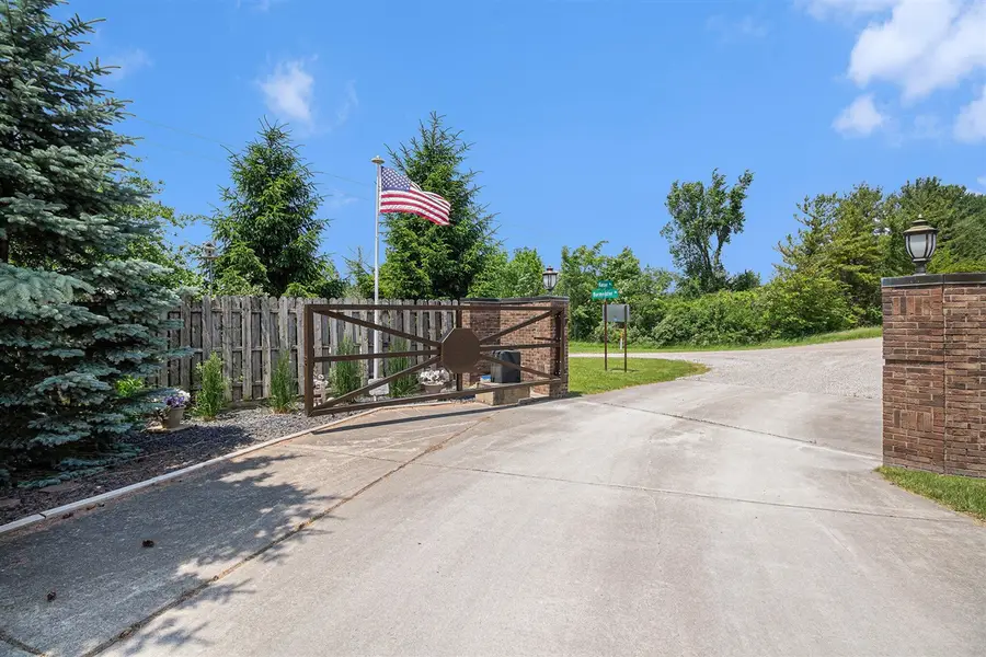 9991 Kaiser, Saline, MI 48176 - Image #2