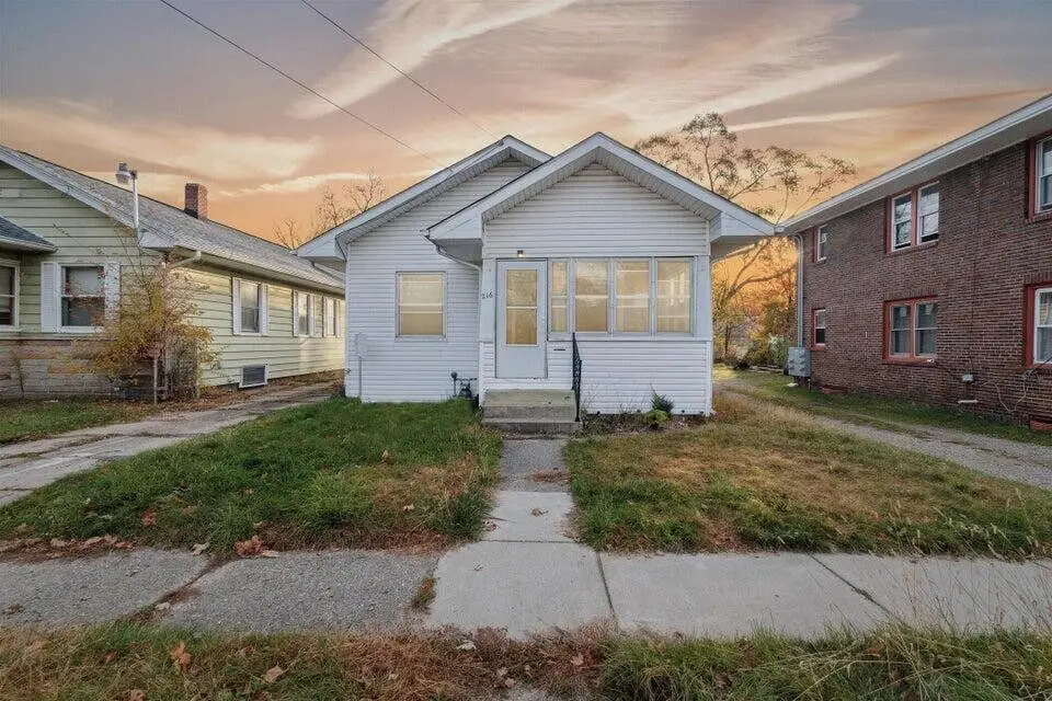 216 Kendall, Battle Creek, MI 49037 - Image #1