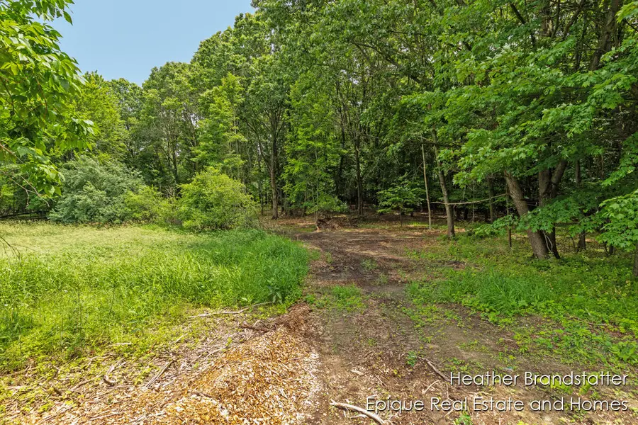 4327 Woodside Oaks, Kentwood, MI 49546 - #3