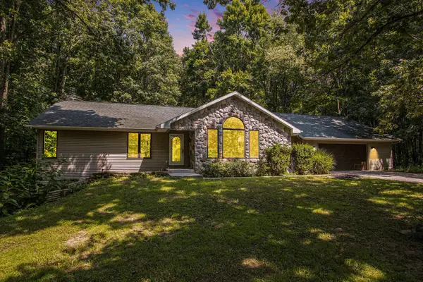 3537 Lake Ridge, Allegan, MI 49010