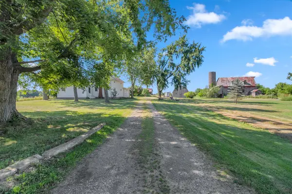 5311 E Burt Rd, Osseo, MI 49266