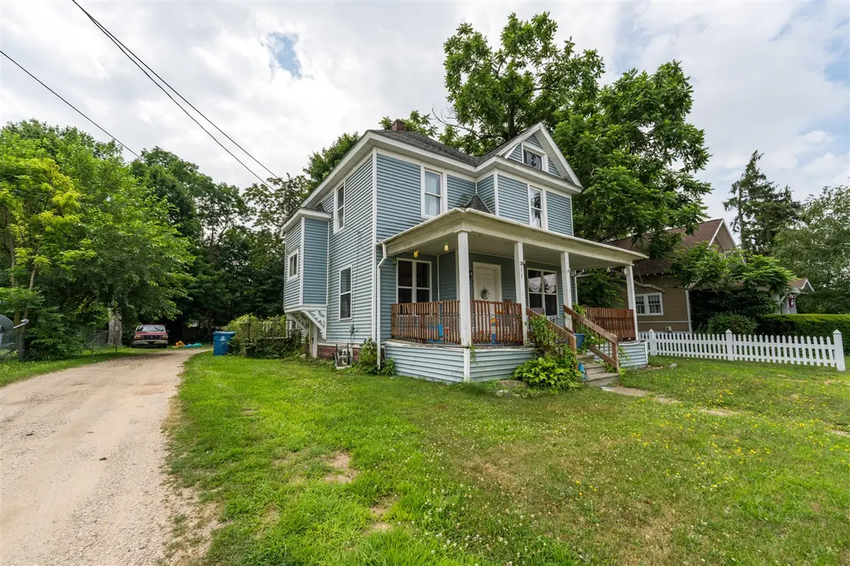 211 W Delaware, Decatur, MI 49045 - #1