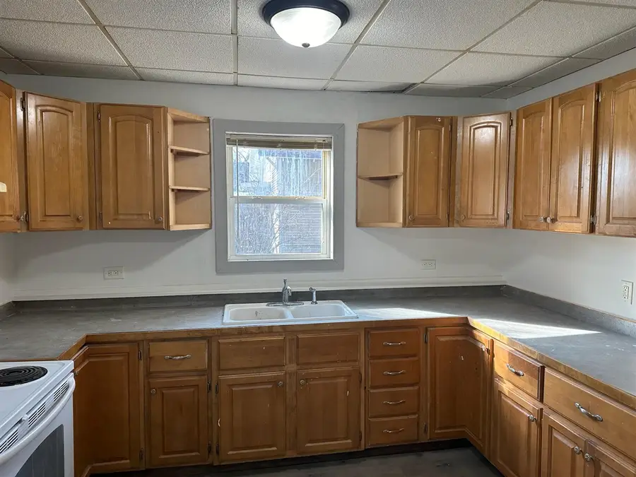 211 W Delaware, Decatur, MI 49045 - #2